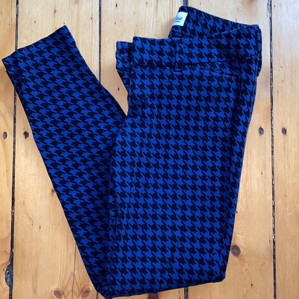Old Navy Pixie Pant